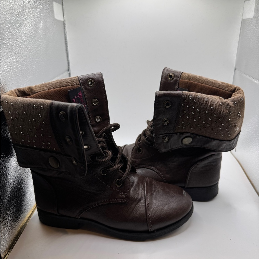 YoKids Toddler Girl Size 10 Brown Pleather Combat Boots with Gemstone Design